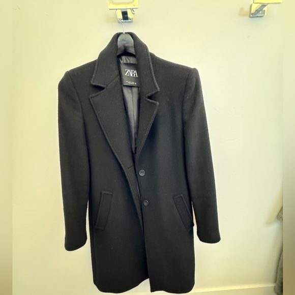 Zara Peacoat. Size small, black. Only worn a handful times - Picture 2 of 5